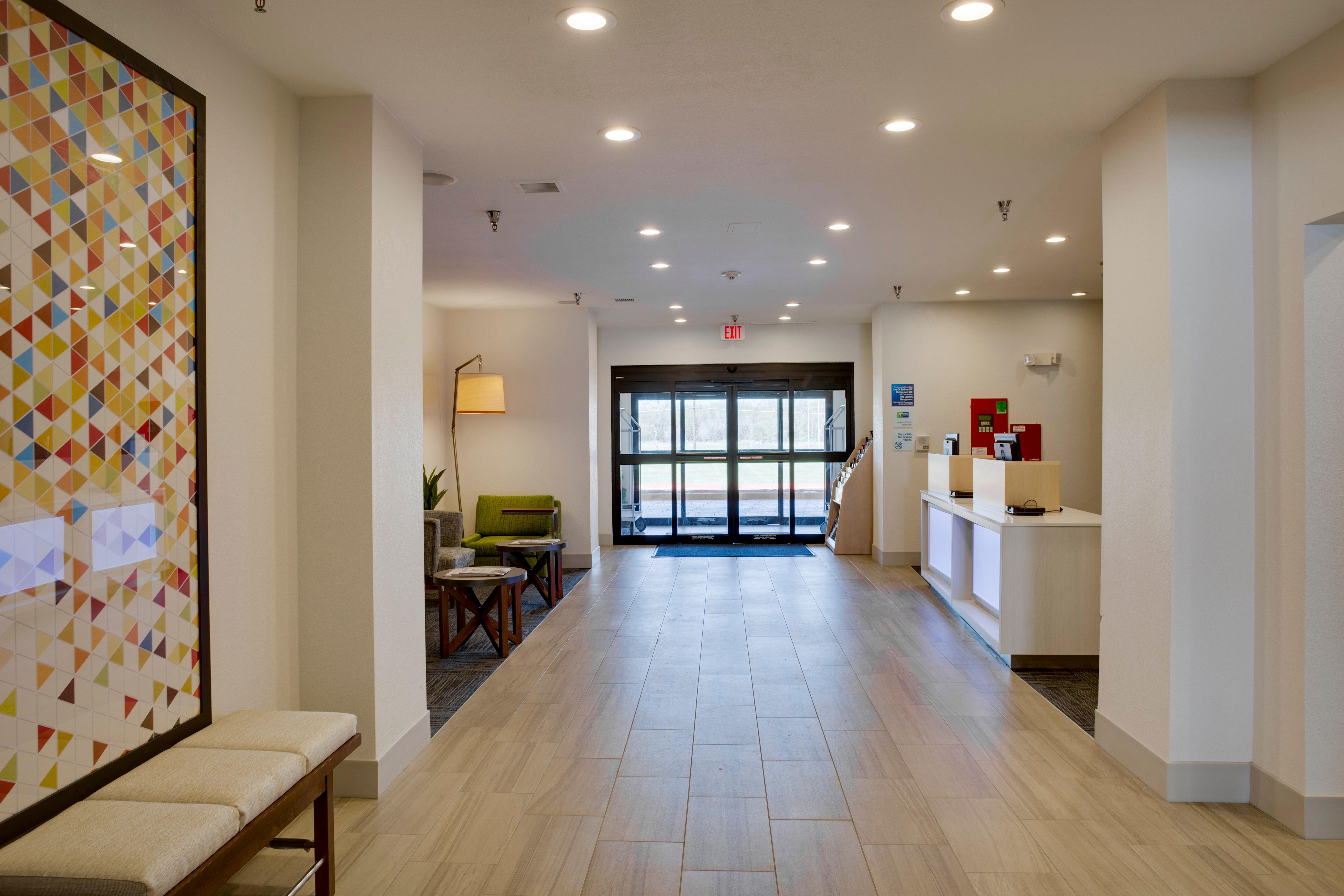 Holiday Inn Express Hotel & Suites Oklahoma City-Bethany By Ihg Exterior photo