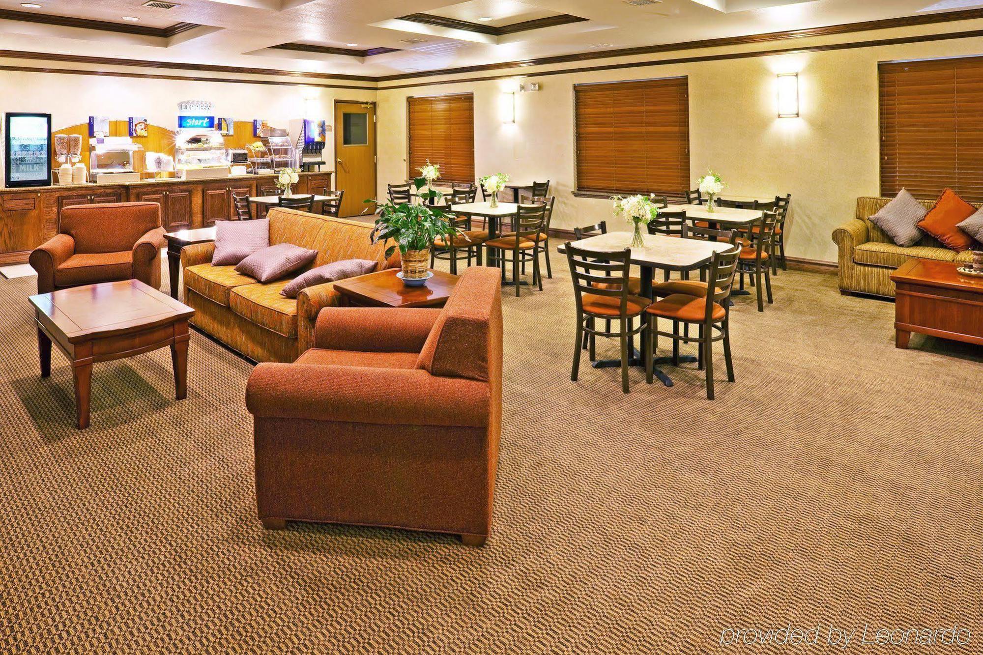 Holiday Inn Express Hotel & Suites Oklahoma City-Bethany By Ihg Exterior photo